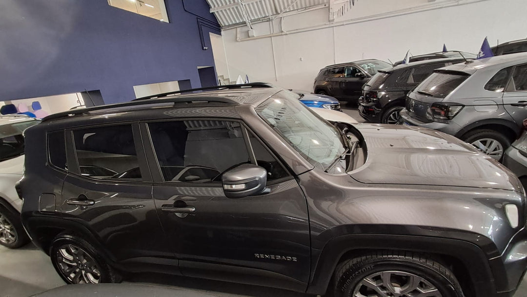 Renegade Longitude Cinza [2025] - 26.900 KM