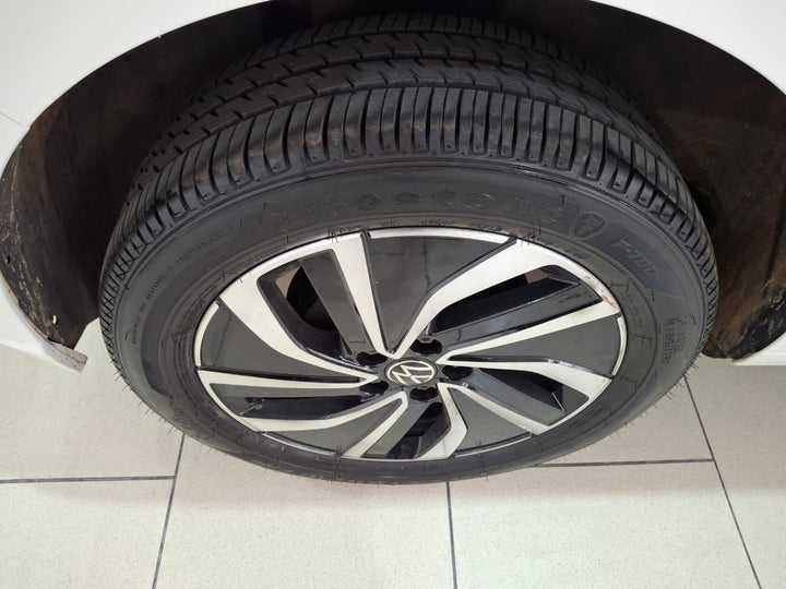 Polo Highline Branco [2024] - 45.500 KM