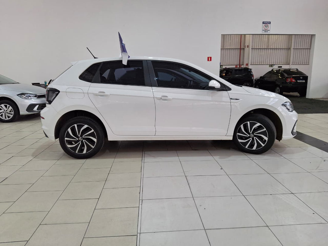 Polo Highline Branco [2024] - 45.500 KM