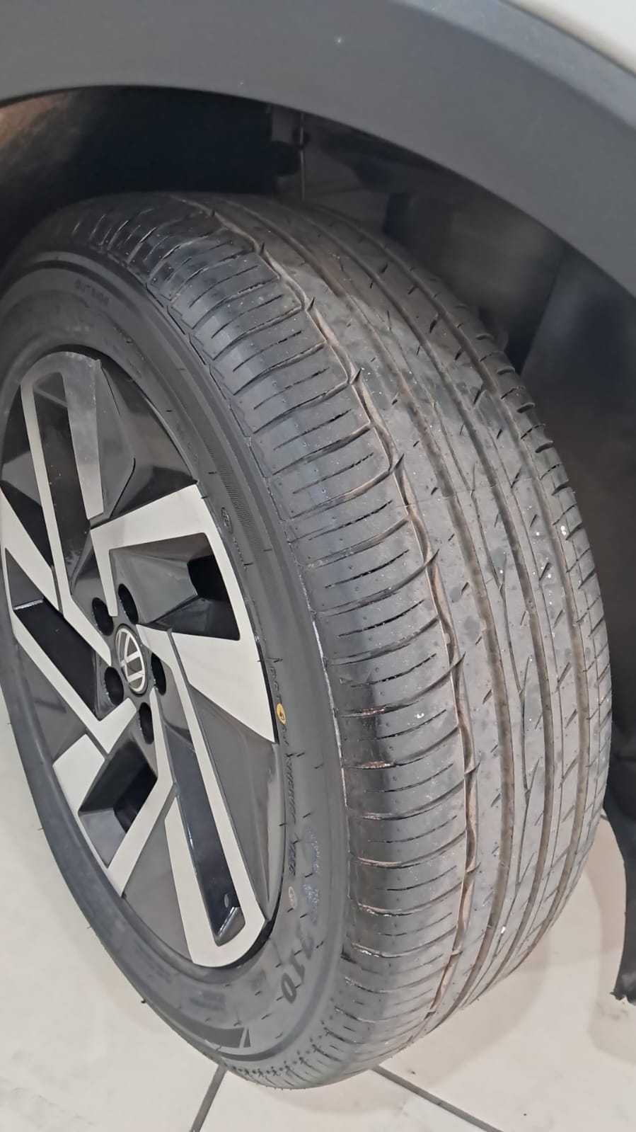T-Cross Comfortline Branca[2025] - 31.400 KM
