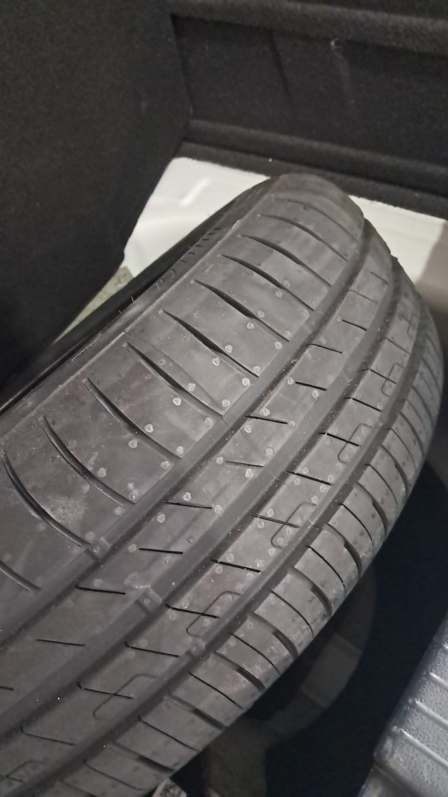 T-Cross Comfortline Branca[2025] - 31.400 KM