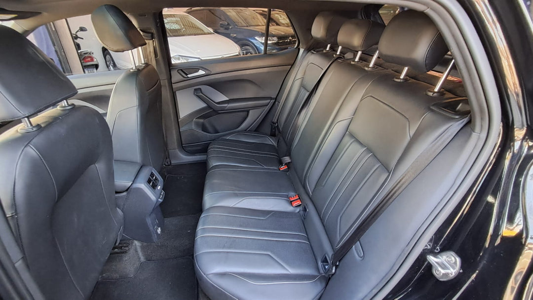 T-Cross Comfortline Preto SkyView [2025] - 27.000  KM